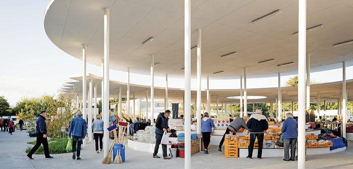 Targ Błonie;  proj. Pracownia Architektoniczna  Aleksandry Wasilkowskiej; fot. Nate Cook