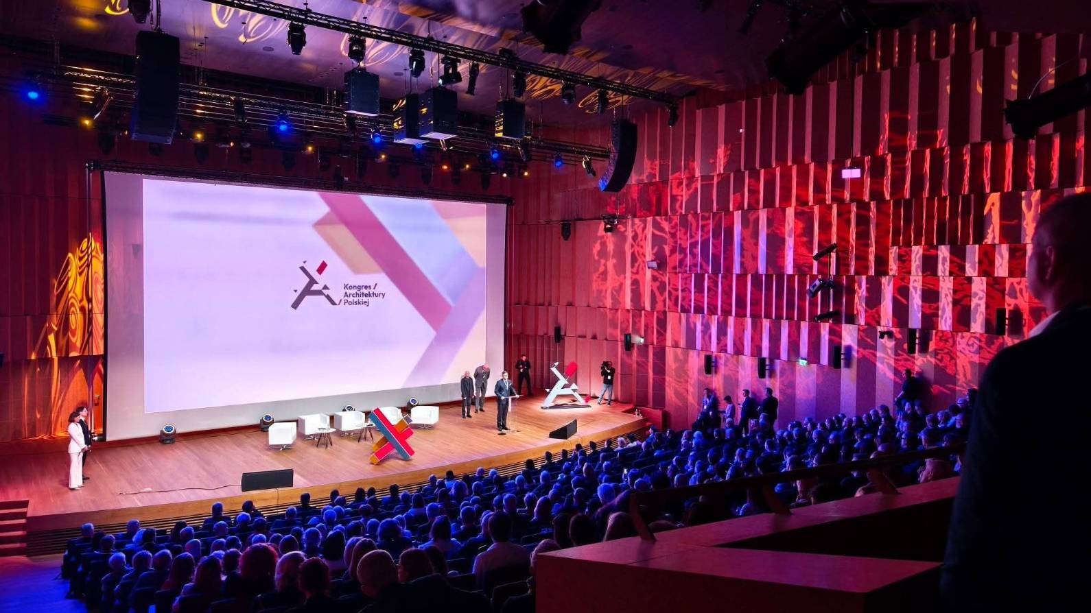 kongres_architektury_polskiej_2026_podziekowanie_piotra_fokczynskiego