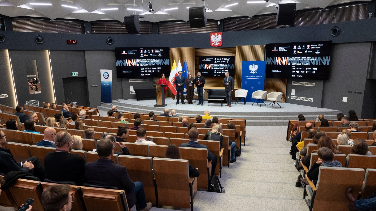 wicepremier_krzysztof_gawkowski_z_wyrazami_uznania_dla_organizatorow_konferencji_o_ai